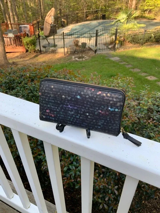 Tory Burch Black Wallet with Multicolor Speckle Print - Picture 4 of 14